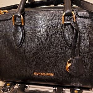 Black Micheal Kors